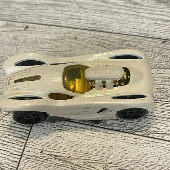 Vintage 2003 Hot Wheels 1st Editions 16 Angels Bugatti Rare Original Old Car - Picture 6 of 8